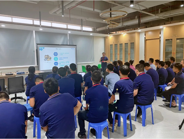 ����k8����Ӯ��һ��������У������ | ��ɰ����ǿ��������ѵ�࿪����ʽ����һ�ڿ�